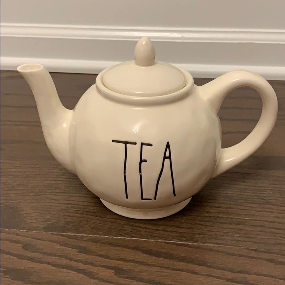 Rae Dunn TEA POT